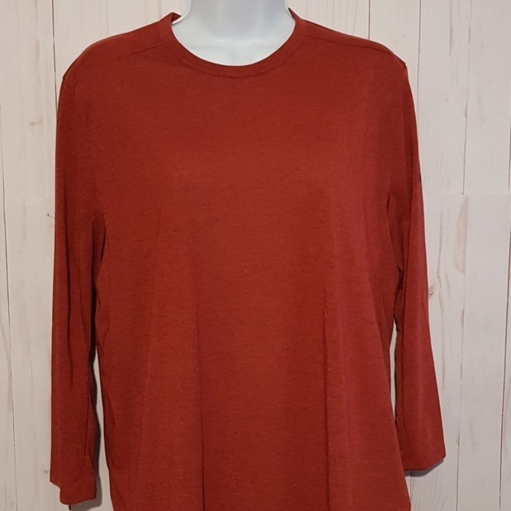 Under Armour Medium Long Sleeve Tshirt